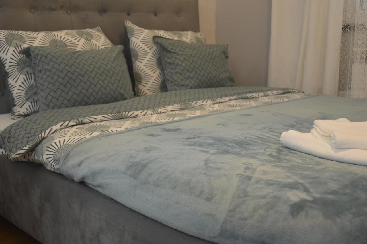 Teodora Lux Apartman Free Privat Parking Apartment Novi Sad Exterior foto