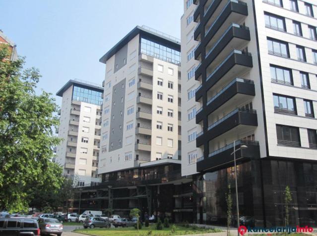 Teodora Lux Apartman Free Privat Parking Apartment Novi Sad Exterior foto